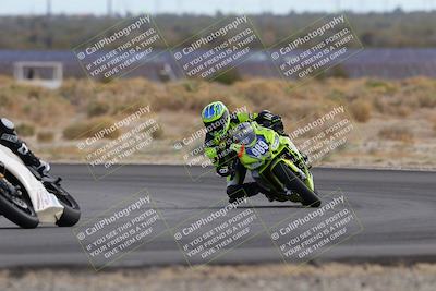 media/Dec-17-2022-SoCal Trackdays (Sat) [[224abd9271]]/Turn 16 (210pm)/